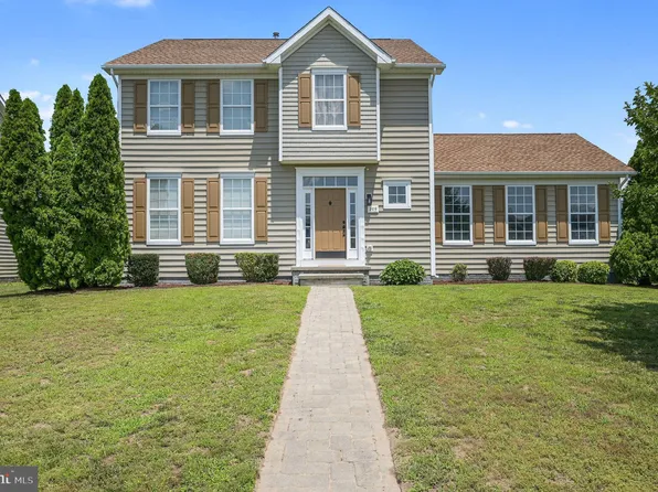 209 Rockwood Blvd, Felton, DE 19943