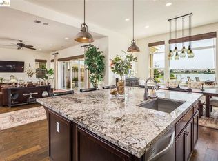 117 Clear Lake Ct, Oakley, CA