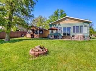 25934 Brolin Beach Rd, Detroit Lakes, MN 56501