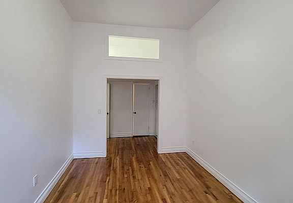 2nd image of 40 W 95th St #2BB