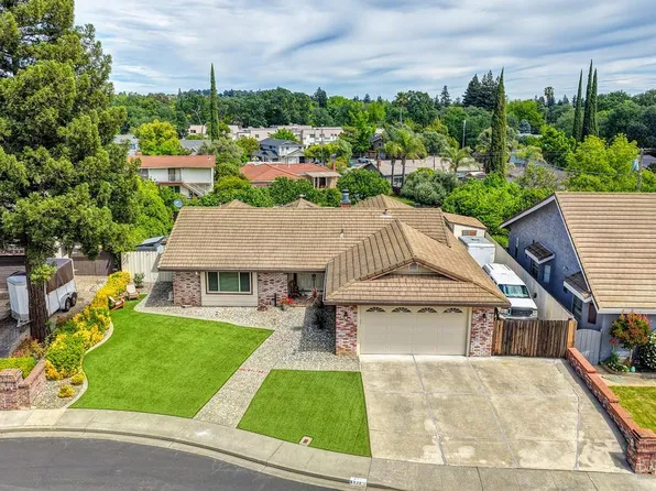 142 Hillview Dr, Vacaville, CA 95688