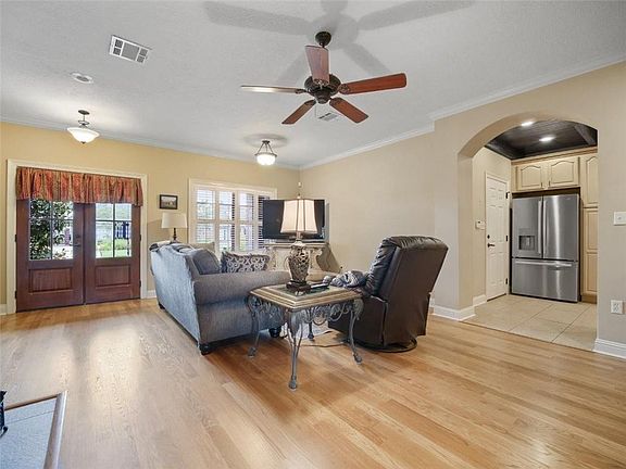 3rd image of 2307 La Cache Dr