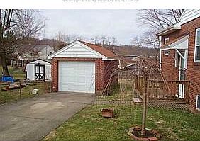 2nd image of 111 Circle Dr