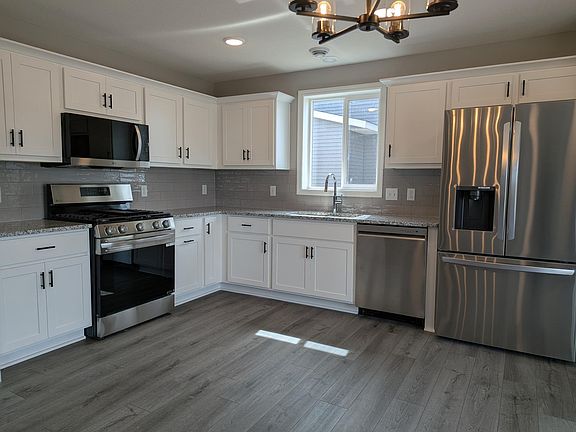 2nd image of 2711 Ivan Ave NE