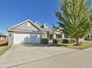 721 Carolyn Ridge Rd, Norman, OK 73071