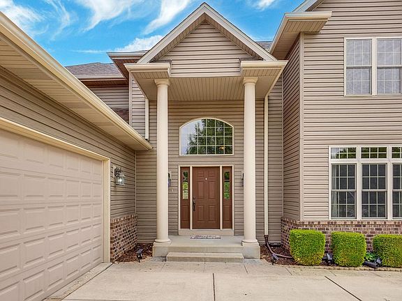 4th image of 750 Pinehurst DRIVE