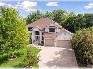 7896 Olive Ln N, Maple Grove, MN 55311