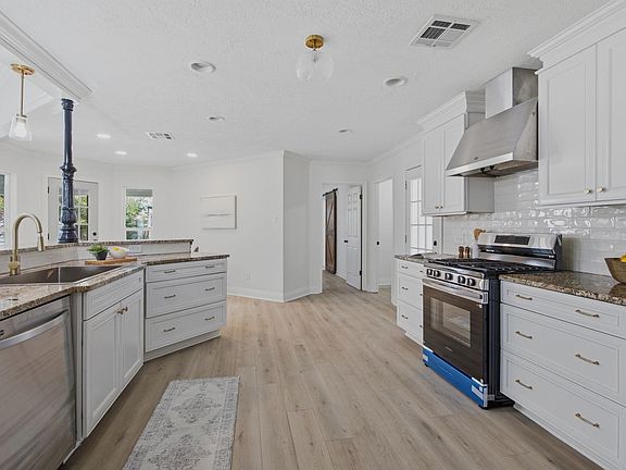 4th image of 4625 E Quail Hollow Dr