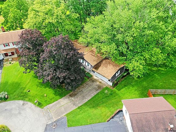 2nd image of 5923 Doris Jean Dr NW