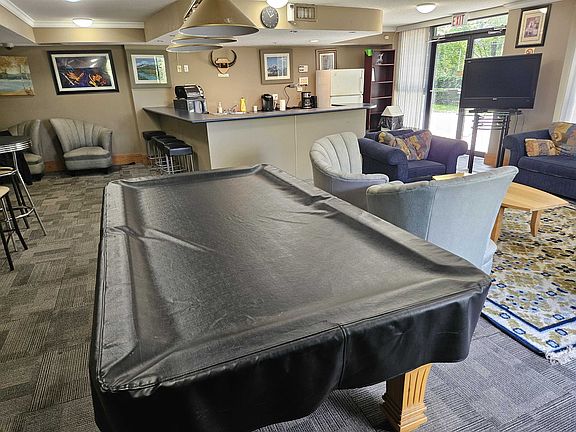 3rd image of 10899 University Dr #1105