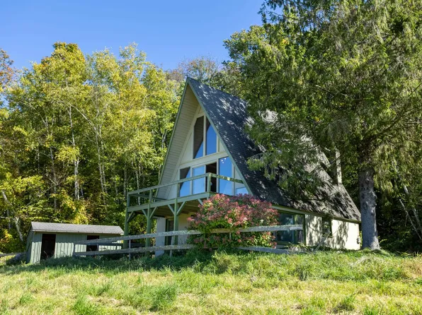 257 Watrous Road, Rupert, VT 05768