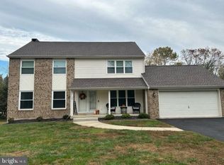 45 Hayloft Cir, Wilmington, DE 19808