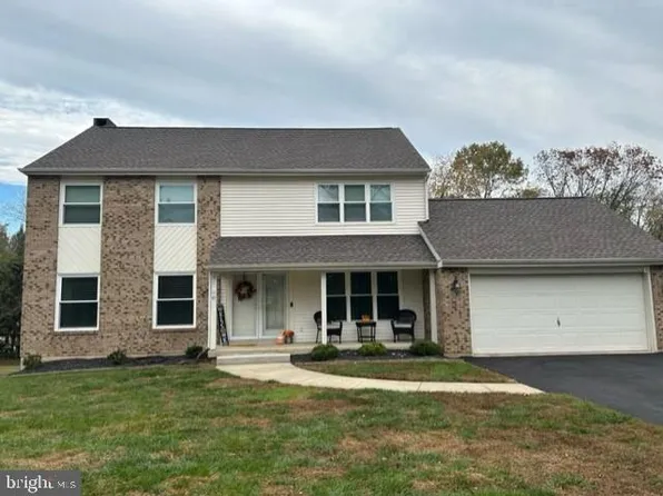 45 Hayloft Cir, Wilmington, DE 19808