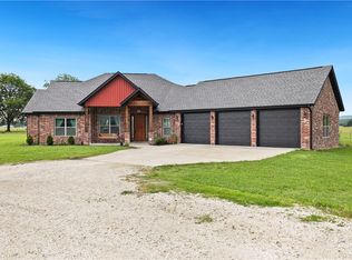 1781 Viney Grove Rd, Prairie Grove, AR 72753