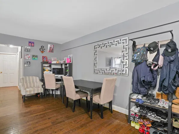 1200 East 53rd Street image 4 of 10