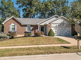 4419 Berkshire Estates Dr, Saint Louis, MO 63129