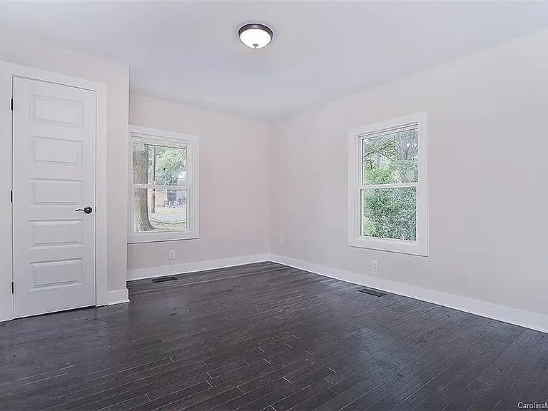 3100 Avalon Ave — Photo 8