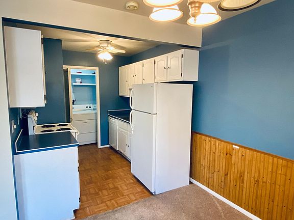 5th image of 15646 Dupage Blvd #75
