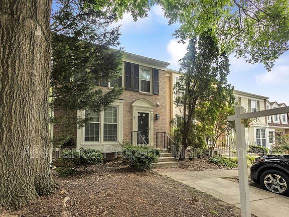2nd image of 4328 Gypsy Ct