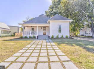 412 2nd Ave, Calhoun, GA 30701