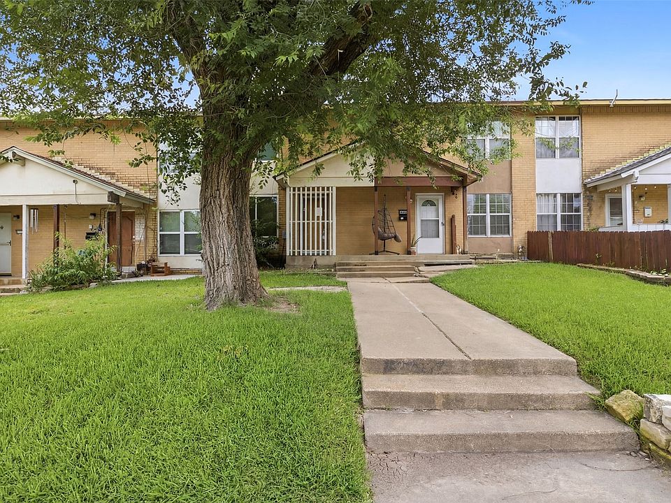 1st image of 2702 Patricia Ln