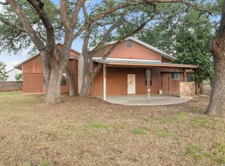 604 N Cherry St, Fredericksburg, TX 78624
