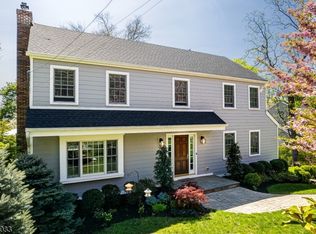 16 Nicholson Dr, Chatham Twp., NJ 07928