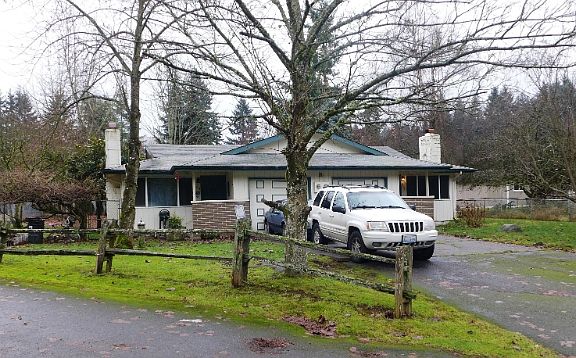 2nd image of 8217-8219 59th Ave E