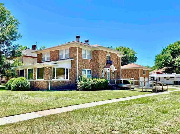 201 S Magnolia Ave, Newkirk, OK 74647