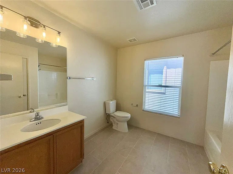 11225 Sandrone Ave — Photo 29