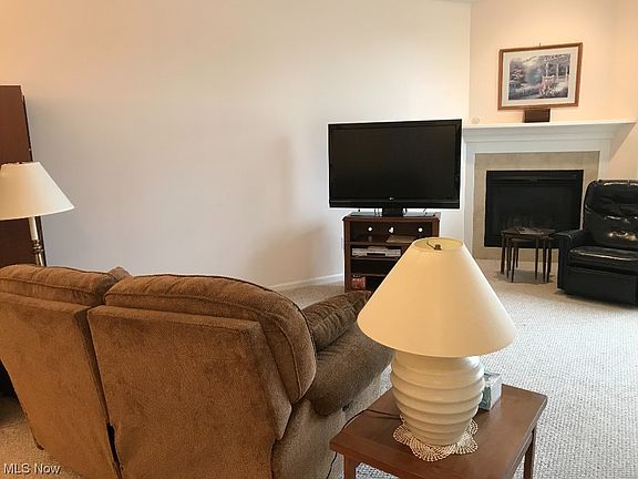 4th image of 132 Arrow Ct