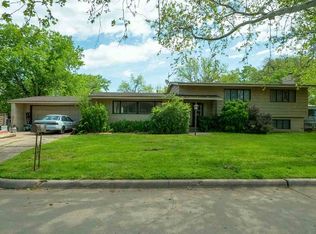 226 S Bonnie Brae St, Wichita, KS 67207