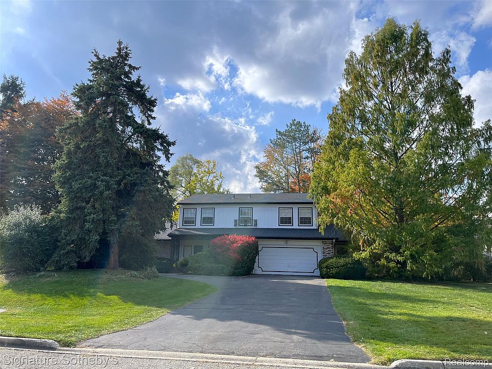 1st image of 7432 Franklin Ridge Ln