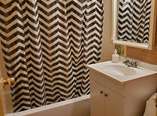 1853 Sandcroft Dr, Charleston, SC 29407