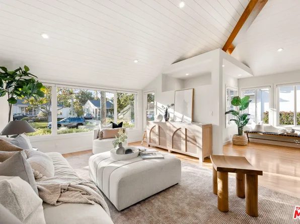 7610 Dunfield Ave, Los Angeles, CA 90045