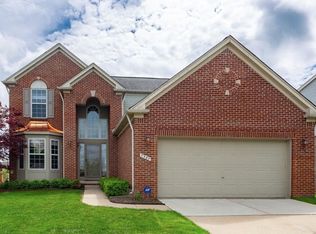 7587 Abigail Dr, Ypsilanti, MI 48198