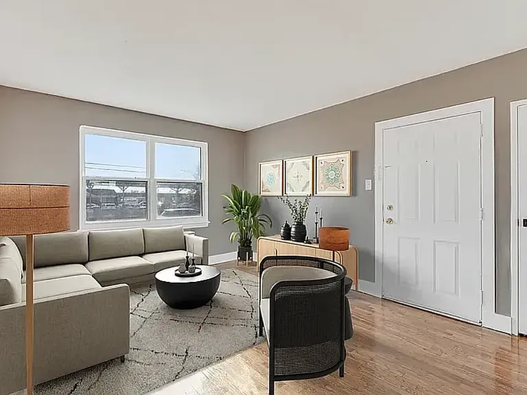 1008 S Main St #29D — Photo 7