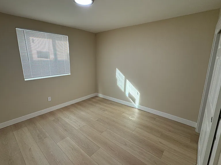 421 E William St #B — Photo 6