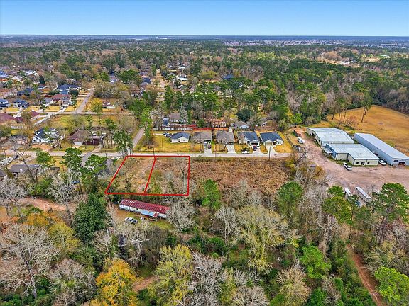 4th image of 10815 Fairview Dr