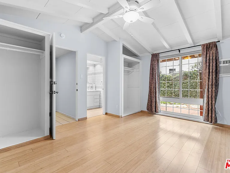 6742 Sunny Brae Ave — Photo 36
