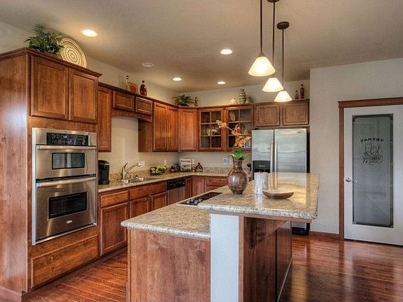 2nd image of 4507 25th St SE