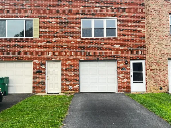 3113 Lucas Dr, Bethlehem, PA 18017