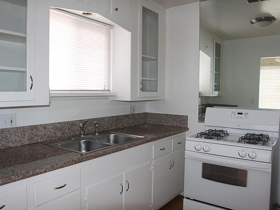 5th image of 346 12th St #1