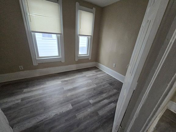 4th image of 1103 Buhrer Ave #Up