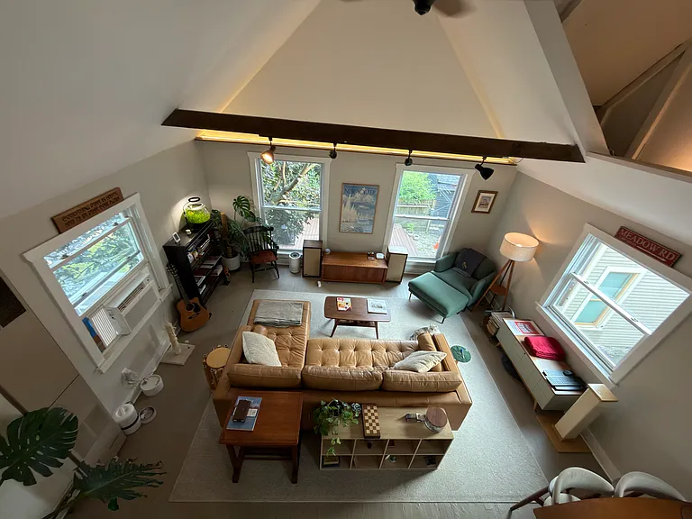 129 College St #4 — Photo 7