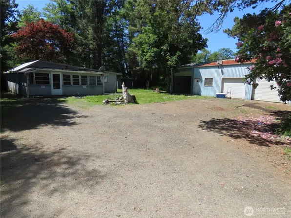 1047 Pine Street, Grayland, WA 98547
