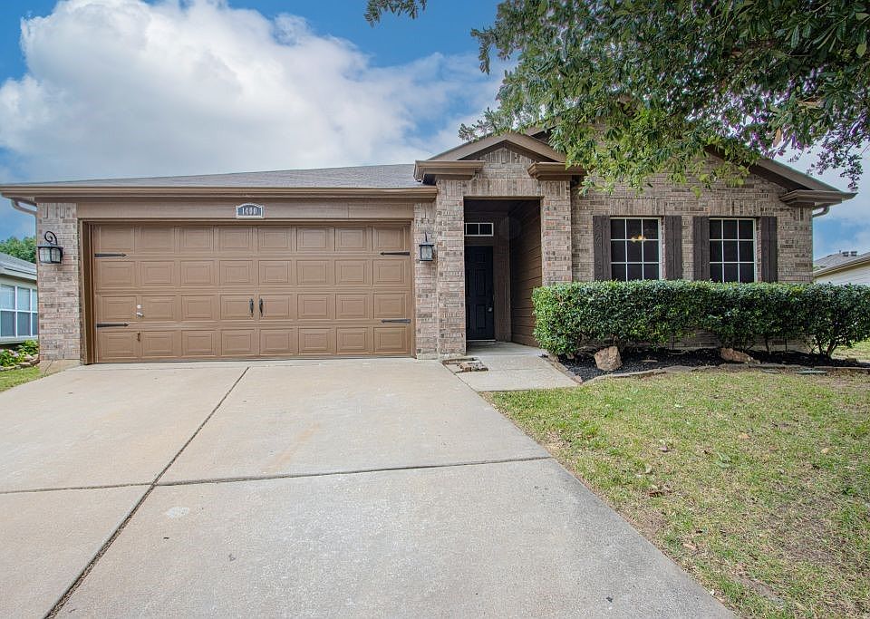 1st image of 1400 Horseshoe Bend Ct