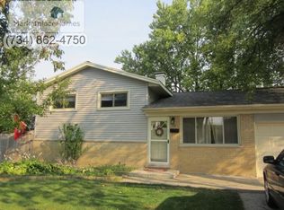 50 E Schubert Ave, Glendale Heights, IL