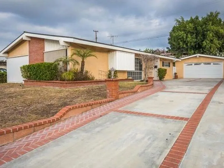 12938 Biola Ave — Photo 2