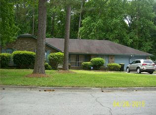 605 Berwick Dr, Savannah, GA 31406